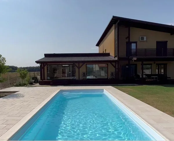Piscina ingropata Black Eye ABS + PMMA 10 x 3.7 x 1.5 m + sistem complet de accesorii